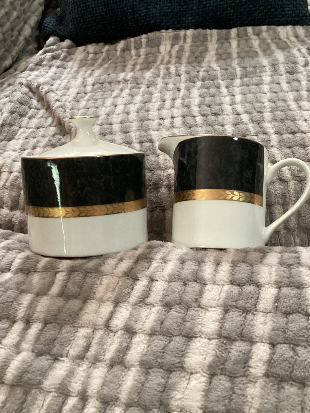 Retroneu 3pc Porcelain Creamer & Sugar Set Black and Gold leaf trim Fine China